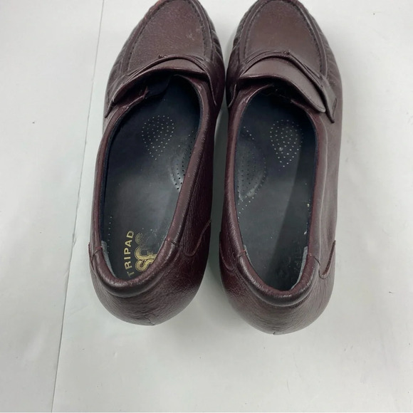 SAS Womens 9M Burgundy Leather Penny Loafers Wedge Tripad Comfort Shoes - Picture 3 of 8